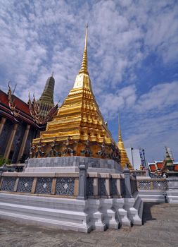 Grand Palace was built as the final resting place of the Emerald Buddha ( Phra Kaeo) surrounded by the kings residence, it is Thailands holiest temple