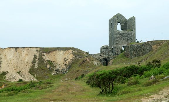 Images of old and non operating mines and their buildings on Caradon.