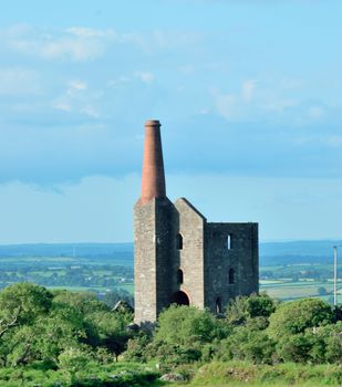 Images of old and non operating mines and their buildings on Caradon.