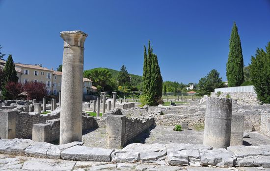 La Villasse, these extensive Roman ruins are at Vaison-La-Romaine, Provence, France. These Gallo-Roman remains are situated in the very centre of the fascinating ancient town of Vaison-La-Romaine. The ruins shown are the Maison au buste d'argent ( house of the patrician of the silver bust) at Quartier de la Villasse.