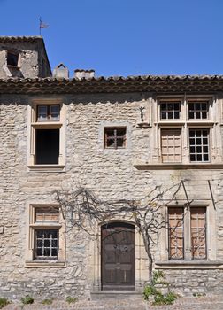 House in tThe ( Haute-Ville)  medieval city at Vaison La Romain, in the Vancluse, Provence, France.