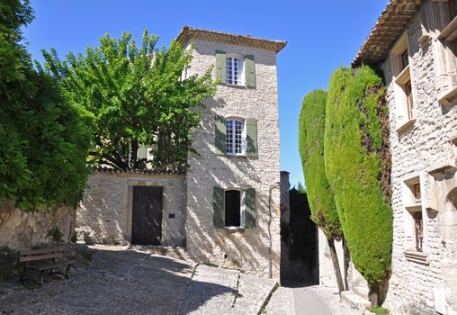 Rue de l''eglise in the old medieval village of Vaison-la-Romaine, in Provence, France. (taken in the Haute Ville)