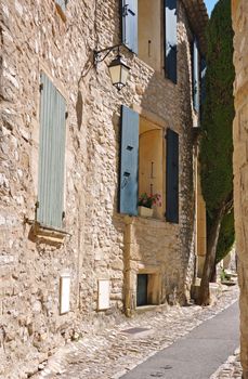 Rue de l''eglise in the old medieval village of Vaison-la-Romaine, in Provence, France. (taken in the Haute Ville)