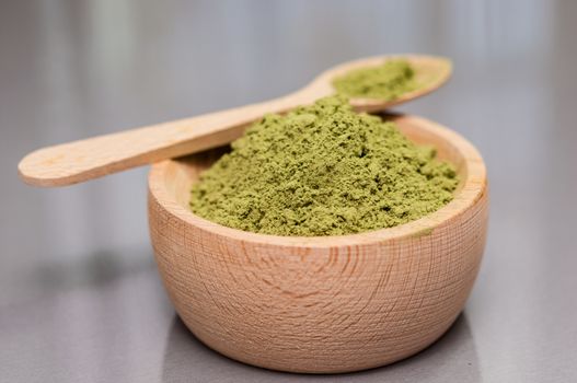 Bolw of wheat grass powder