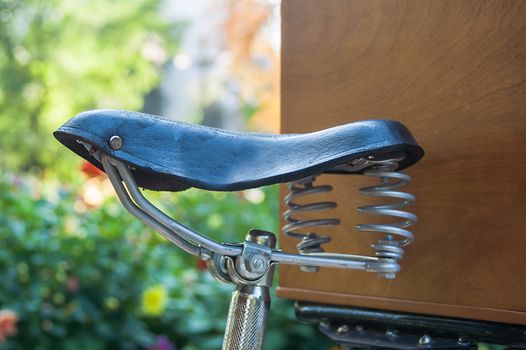 Self is a good bike with wooden box