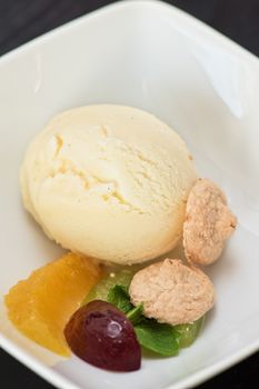 Fruit vanila ice cream in plate 