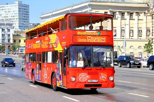 MOSCOW, RUSSIA - JUNE 2, 2013: MAN SD200 city sightseeing bus of the City Sightseeing Moscow bus company at the city street.