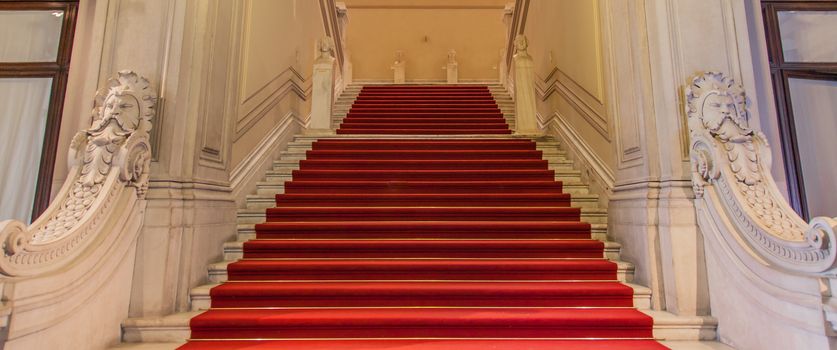 Elegant entrance in an old Italian palace.