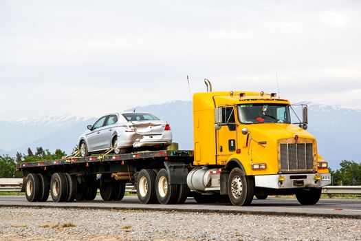 O'HIGGINS, CHILE - NOVEMBER 19, 2015: Semi-trailer truck Kenworth T800 at the Pan-American Highway.