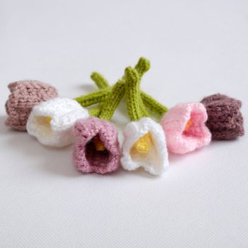 knit, knitting, knitted, yarn, wool, handmade, hand made, homemade, home made, flower, flowers, tulip, tulips, art, colorful, floral, flora, vietnam, viet nam, vietnamese, spring, spring flowers, bouquet, woman day, mothers day, springtime, decor, home, ornament, tet, lunar new year, hobby, diy, meaningful, abstract, leisure, color, colour, woolen, white background, background, white, product, gift