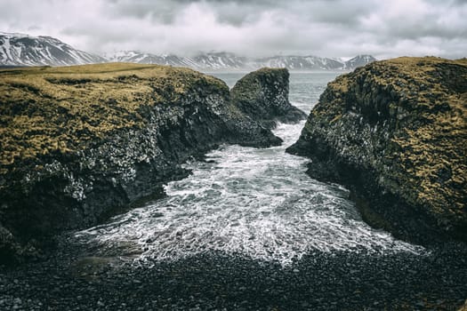 Photograph of a seascape in Iceland