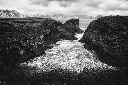 Photograph of a seascape in Iceland