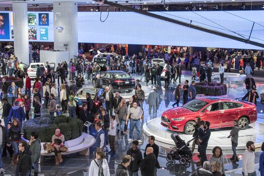 DETROIT - JANUARY 17 :The crowds of people at The North American International Auto Show January 17, 2016 in Detroit, Michigan.