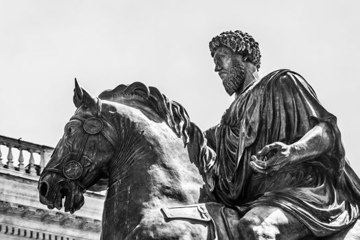 the bronze equestrian statue of emperor Marco Aurelio in the Campidoglio