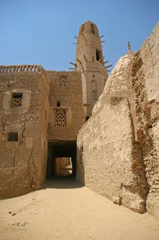 Old part (citadel) of desert town Mut in Dakhla oazis in Egypt, people still live here