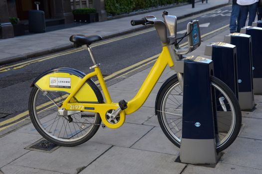 Yellow hire bike in London