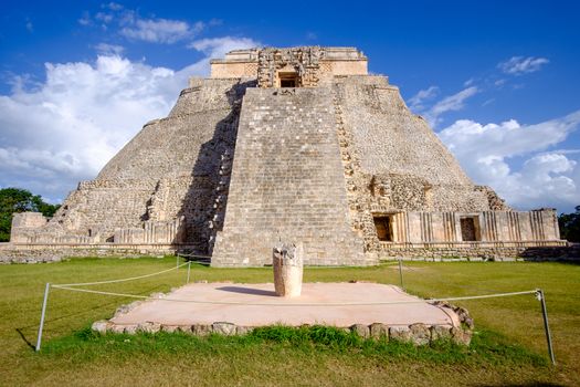 Scenic view of Mayan pyramid in Uxmal, Mexico