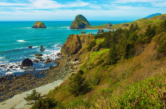 Rocky Oregon Pacific Coast Sunny Landscape. Oregon, United States.