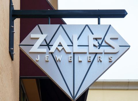 SIMI VALLEY, CA/USA - JANUARY 23, 2016: Zales Jewelers store exterior and sign. The Zale Corporation is a United States jewelry retailer.