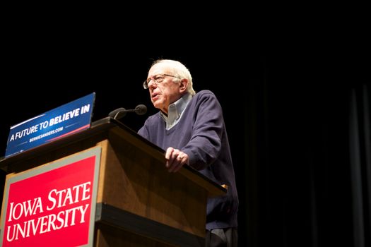 USA, Ames: With the Iowa caucuses one week away, Democratic presidential candidate Bernie Sanders gives a speech to young supporters at Iowa State University in Ames, Iowa on January 25, 2016.