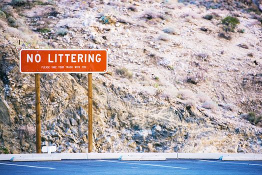 No Littering Sign. Please Take Your Trash With You. Keep the World Clean.