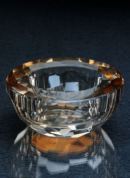 round crystal holder for candle 