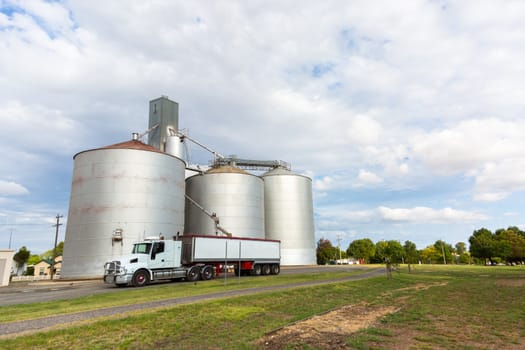 Large industrial Grain Silos made of steel