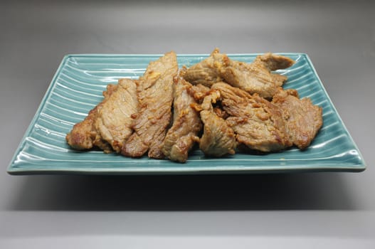 Stir fry pork with pepper