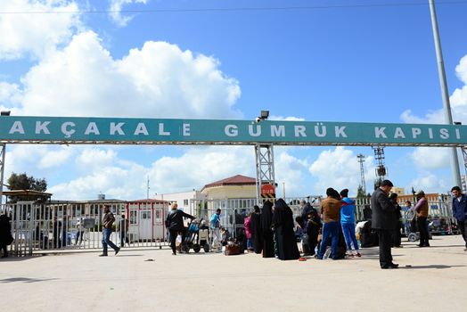 Border gate in Akcekale. On syrian sode of the border is area under Ismalmic state control. 31.3.2015 Akcakale, Turkey