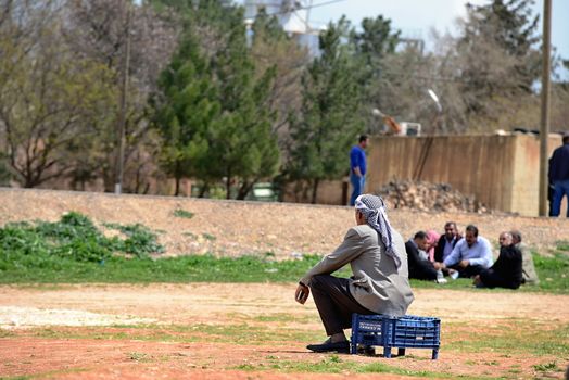 many children returning into Konbane with their parents. 3.4.2015, Kobane, Syria