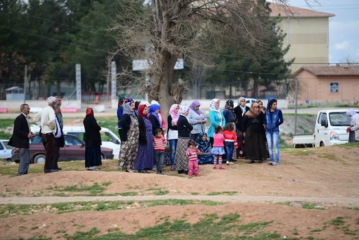 many children returning into Konbane with their parents. 3.4.2015, Kobane, Syria