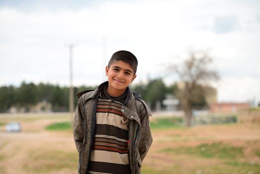 many children returning into Konbane with their parents. 3.4.2015, Kobane, Syria