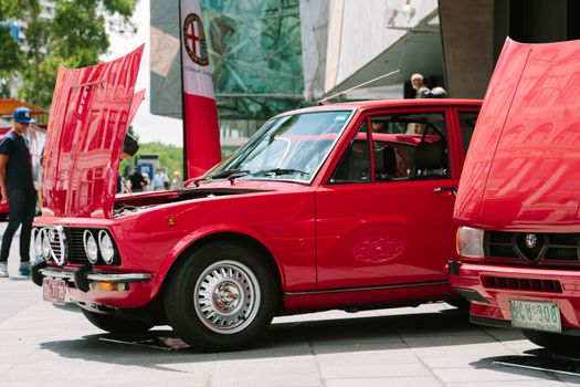 MELBOURNE/AUSTRALIA - JANUARY 31: Car enthusists display their cars at the Car Club Showcase, Federation Square, Melbourne held on the 31st January 2016. Held on the last Sunday of every month it was the Alfa Romeo Owner's Club's turn to show off some of the best examples of marques classic and modern models.