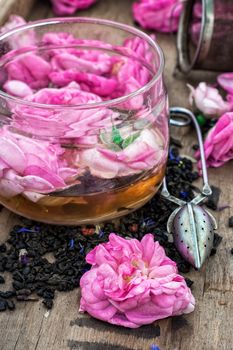 the harvest tea roses tea.The image is tinted