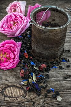 the harvest tea roses tea.The image is tinted
