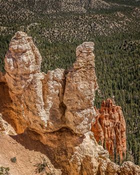 Bryce Canyon National Park in Utah is a marvel of rock formations (hoodoos) hiking trails and scenic views.