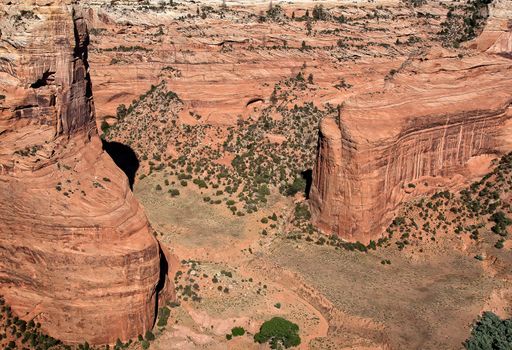 ancient native American trails and dwellings can all be found in Canyon de Chelly National Monument in Arizona.