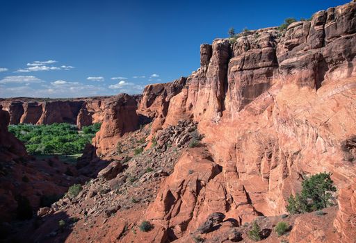 ancient native American trails and dwellings can all be found in Canyon de Chelly National Monument in Arizona.