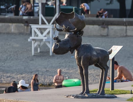 Mudge and Milly, moose with a mouse on his nose statue, Lake Coeur d'Alene, Idaho.