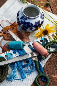 Tools and accessories for sewing and needlework