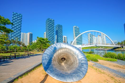 INCHEON, SOUTH KOREA - MAY 20 : Songdo Central Park is the green space plan,inspired by NYC. Photo taken May 20,2015 in Incheon, South Korea.