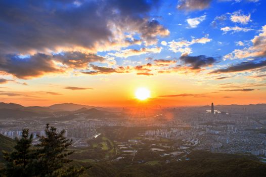 Sunset on Seoul, The best view of South Korea with Lotte world mall at Namhansanseong Fortress.