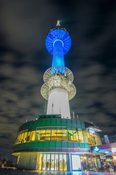 SEOUL - MARCH 28 : N Seoul Tower Located on Namsan Mountain in central Seoul. Photo taken on March 28,2015 in seoul,South Korea.