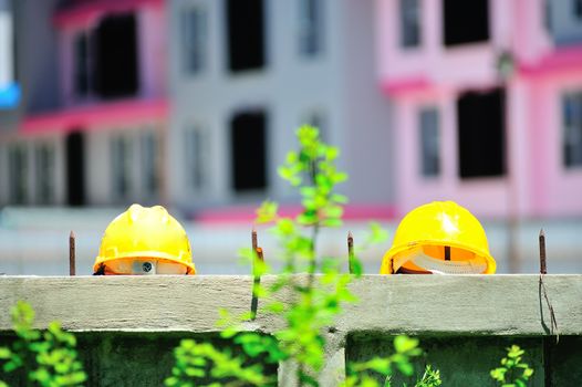 An safety helmet in construction place .