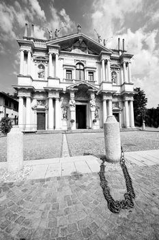 building old architecture in italy europe milan religion      and sunlight