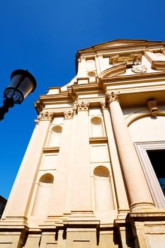 building old architecture in italy europe milan religion      and sunlight