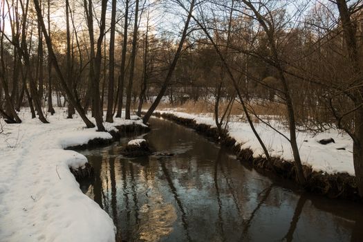 winter river, the sun and snow 2016