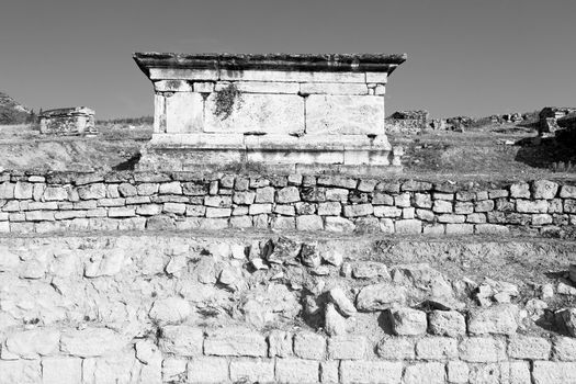  pamukkale    old       construction     in asia turkey the column  and the roman temple 