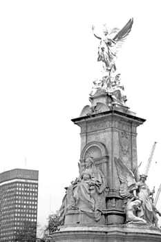 marble and statue in old city of london     england