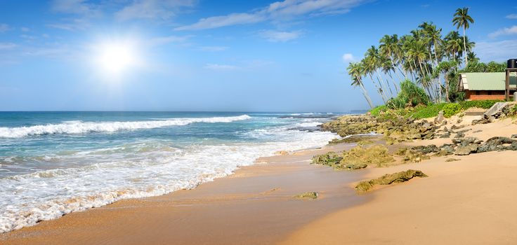 Bright sun over waves of Indian ocean, Sri Lanka